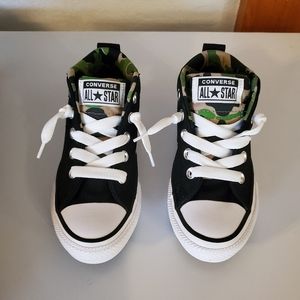 New in box Toddler Boys camo converse size 12